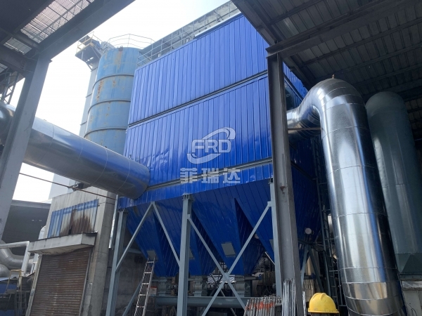 金屬冶煉用氣箱脈沖布袋除塵器